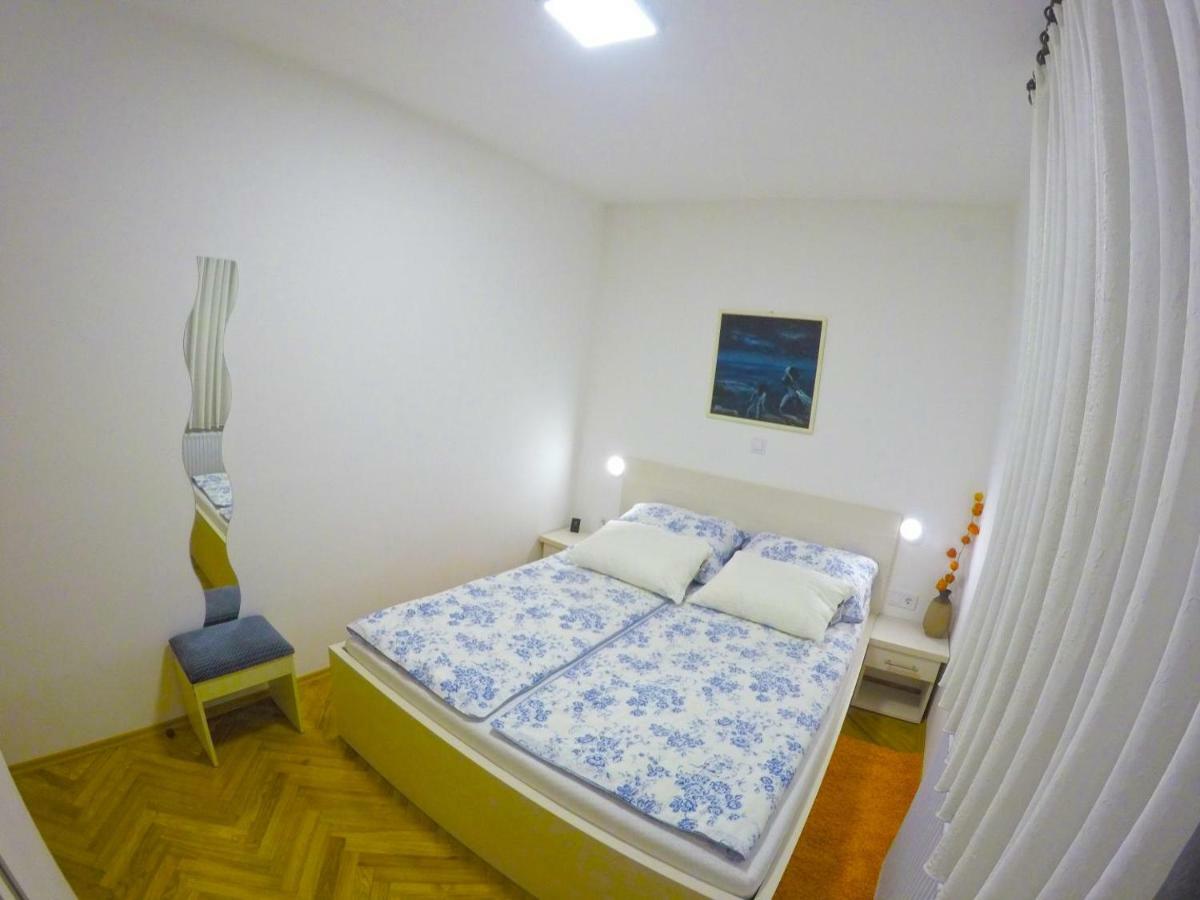 Apartmani Oletic 4* Sveti Martin Na Muri Eksteriør billede